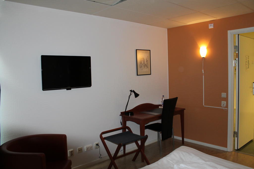 Pronova Hotell & Vandrarhem 노르셰핑 외부 사진